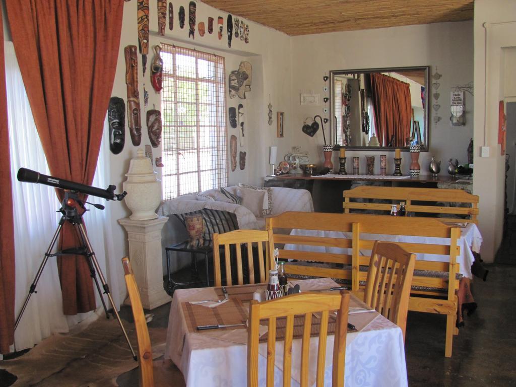 The Whitehouse Inn Sutherland Extérieur photo